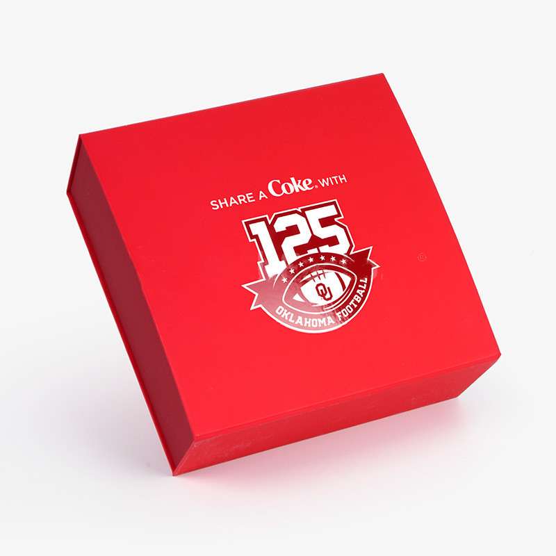 Caja promocional roja de una pieza